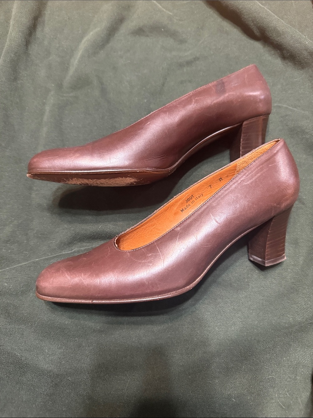 COACH Women's Dark Brown Leather Classic Pumps Vintage